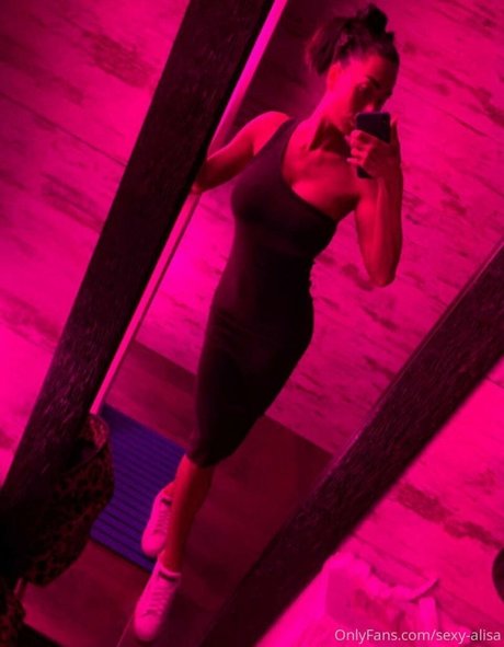 Sexy-Alisa