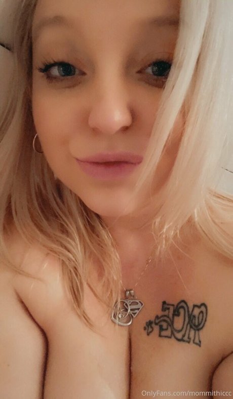 Mommithiccc