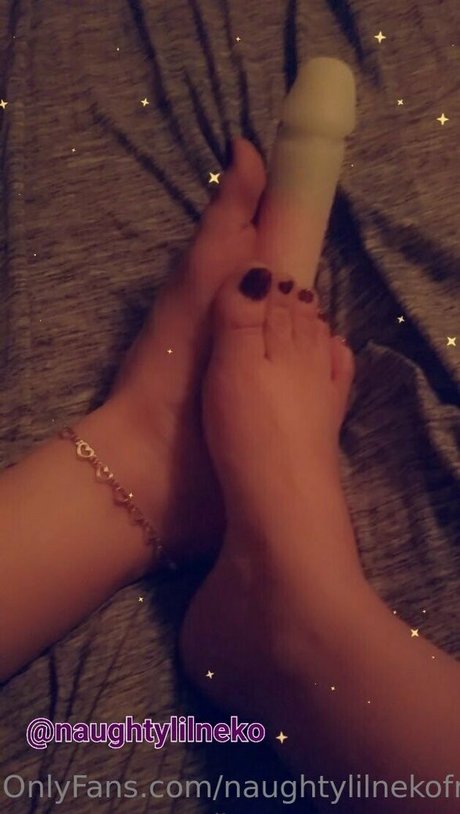 Naughtylilnekofree