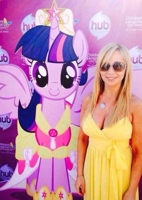 Tara Strong