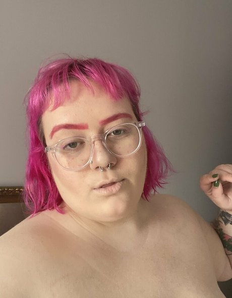 Naken lekkede OnlyFans-bilde av Cherryjambaby