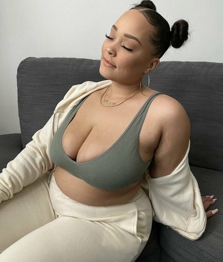 Naken lekkede OnlyFans-bilde av Natalie E Wade